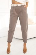 590-1 Stylowe spodnie z kieszeniami i ozdobnym paskiem - MOCHA MOUSSE